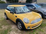 MINI ONE Mini One Motorkontrolle leuchtet - MINI MINI: Gelb