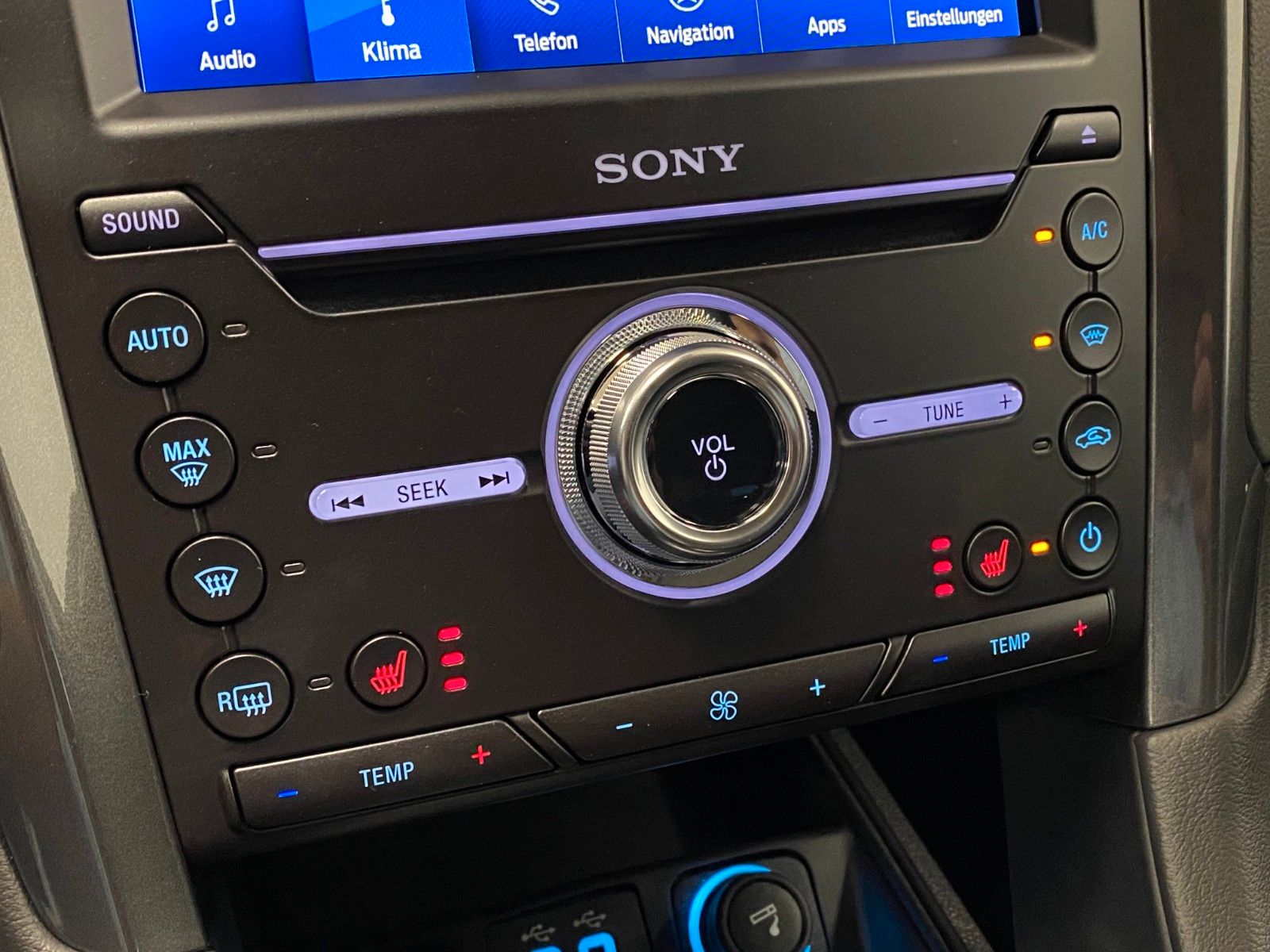 Fahrzeugabbildung Ford Mondeo 2.0 Hybrid TITANIUM Turnier+LED+SYNC3.2++