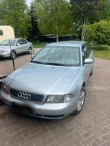 Audi a4b5 Avant - Audi A4 aus 1998: Kombi