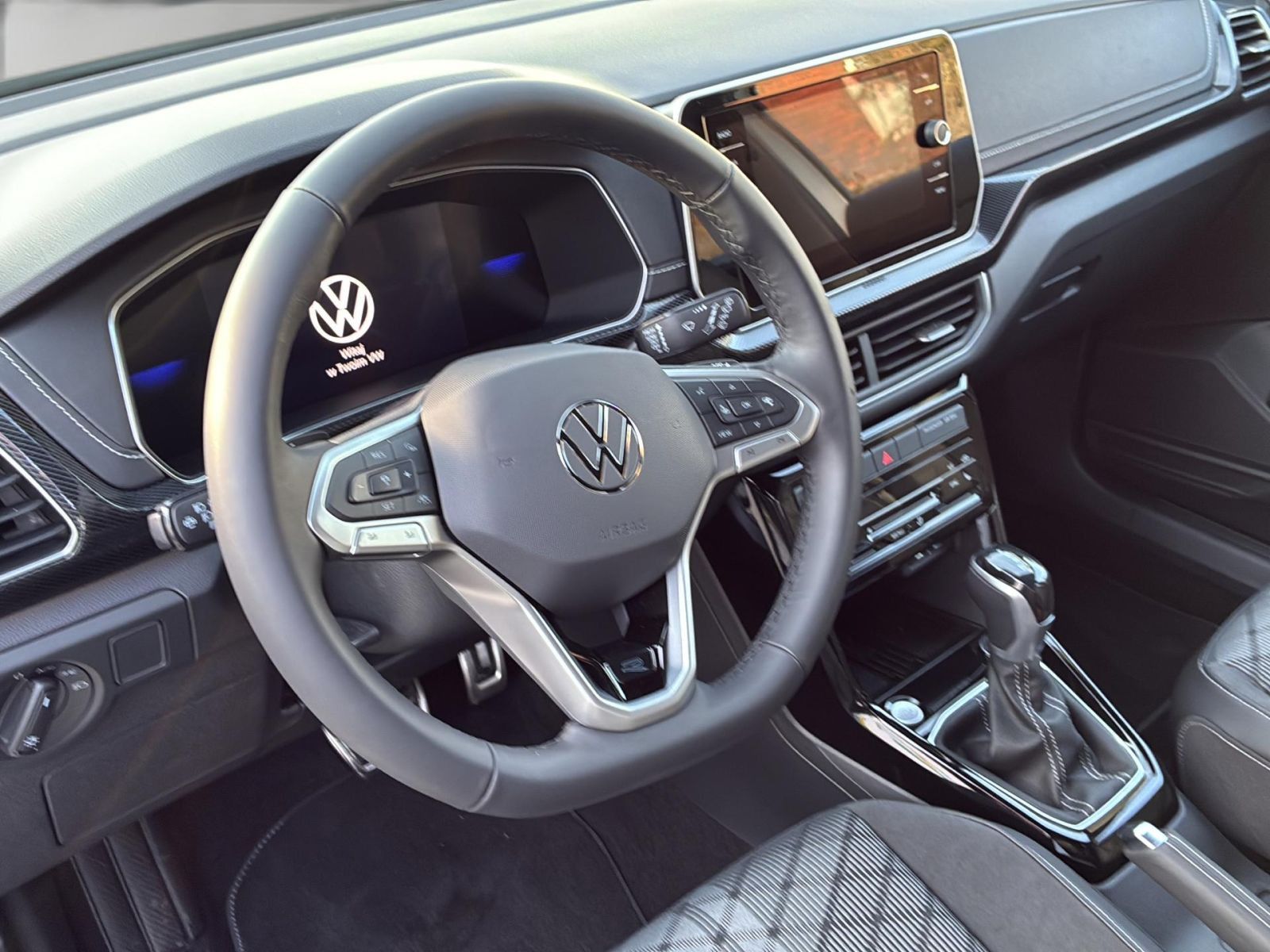Volkswagen T-Cross - Bild 9