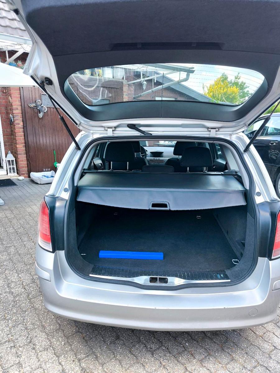 Opel Astra 2006 — photo 12