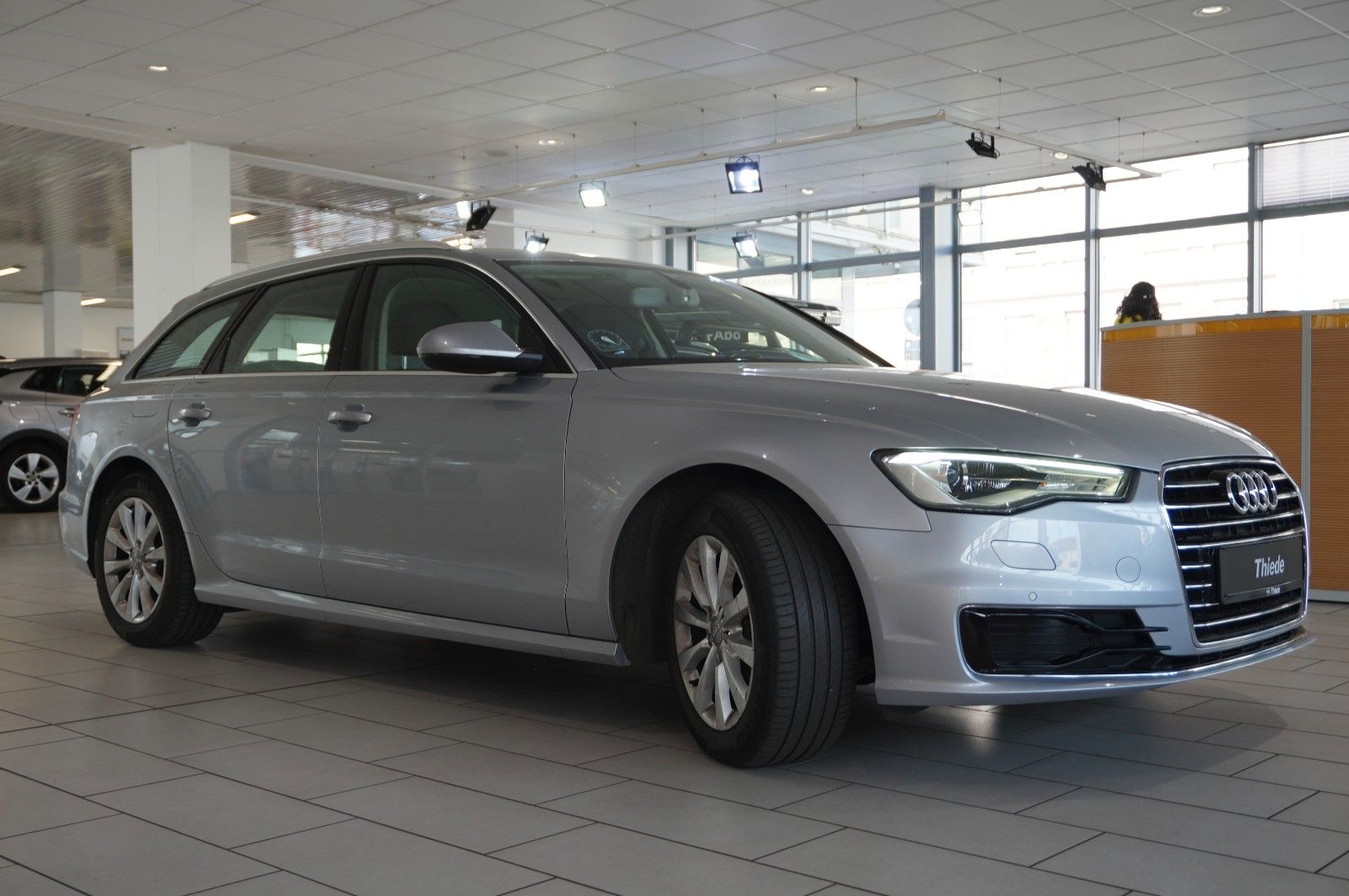 Fahrzeugabbildung Audi A6 Avant 2.0 TDI ULTRA S-TRONIC NAVI/LED/SHZ/AHK