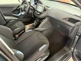 Peugeot 208 Allure*Automatik*Navi*Garantie*TOP* 1,6 Mot* - Peugeot 208: Allure