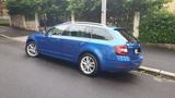 Skoda Octavia 2.0 TSI DSG 4x4 Style Combi - Skoda Octavia mit Benzin-Antrieb: Allradantrieb, Kombi, 2.0
