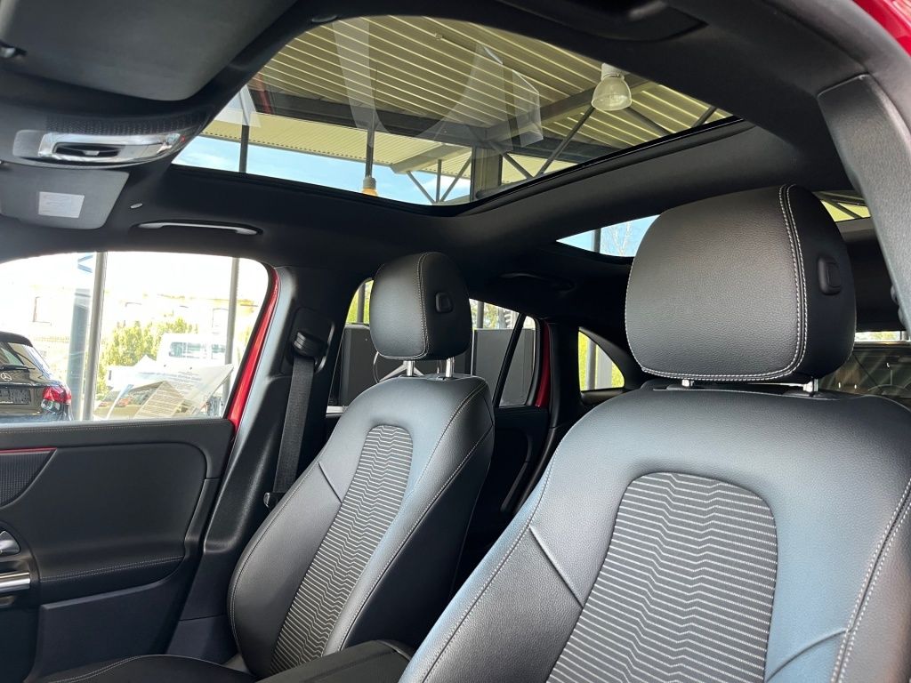Fahrzeugabbildung Mercedes-Benz GLA 250 e Progressive Night Pano AHK Kamera LED