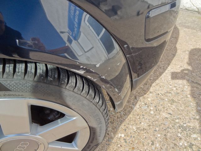 Fahrzeugabbildung Audi A2 1.6 FSI/Klima/Alu/SitzH/Leder/Tüv 03-2027/