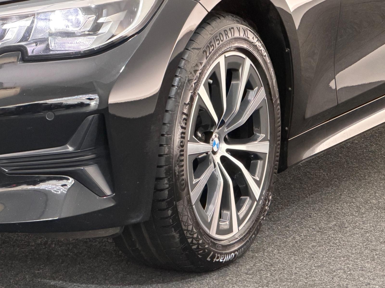 BMW 320 i Touring*ADVANTAGE*LED-STHZ-HiFi-LHZ-PANO, миниатюра 13