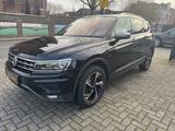 Volkswagen Tiguan Allspace Highline 2.0 TDI DSG 7Sitzer - Volkswagen Tiguan Allspace in Essen