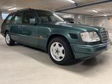 Mercedes-Benz Mercedes Benz- 124 E-Klasse-Kombi- 250TD- ... - gebrauchte Mercedes-Benz E 250 aus dem Jahr 1995