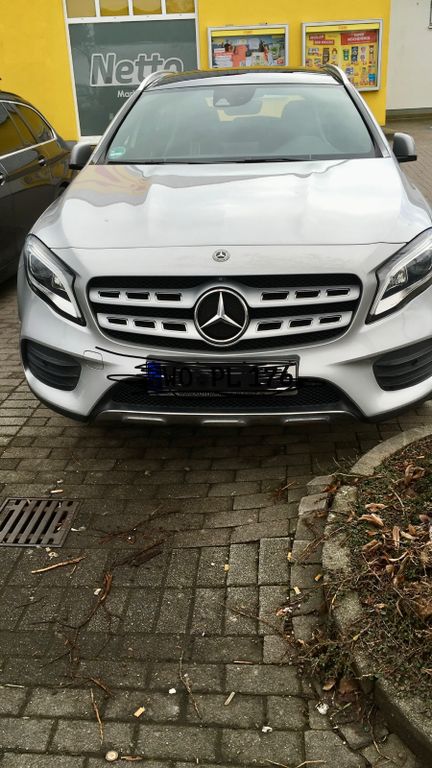 Image of Mercedes-Benz GLA 250