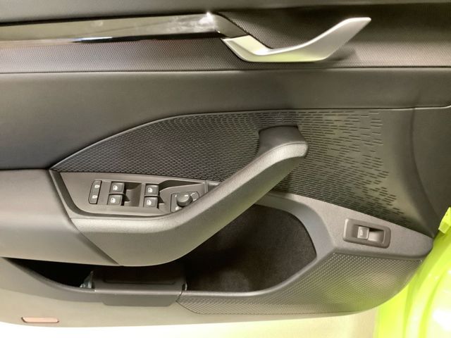 Octavia Combi Sportline 2,0 TDI Matrix Head-Up