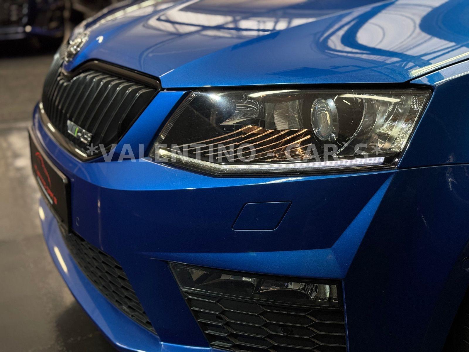 Skoda Octavia Combi RS DSG/Pano/Navi/PDC/Shz/Canton