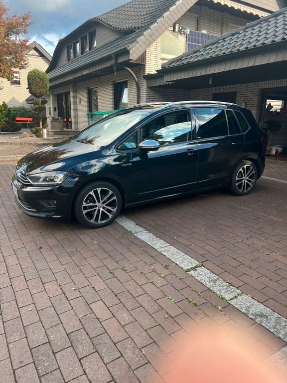 Image of Volkswagen Golf Sportsvan