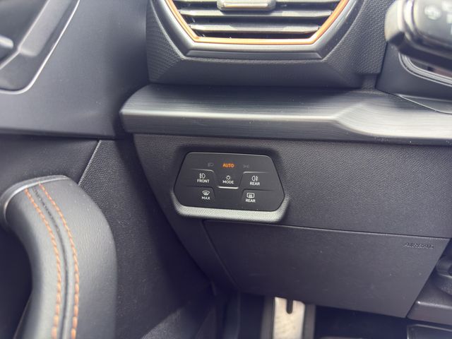Leon Sportstourer 1.5eTSI DSG Basis