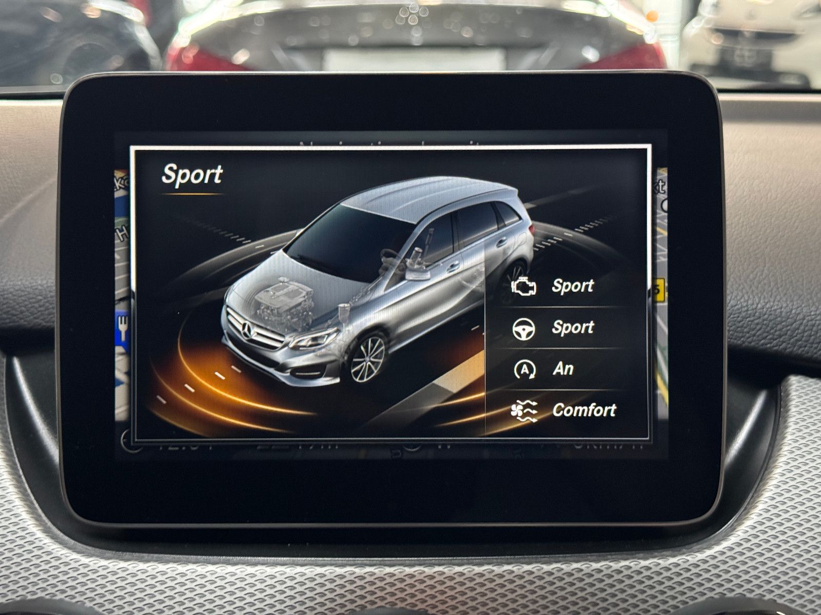 Fahrzeugabbildung Mercedes-Benz B 180 7G-DCT URBAN SPORTPAKET NAVI LED KAMERA 2H