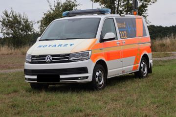 Volkswagen T6 4motion Caravelle Notarzteinsatzfahrzeug
