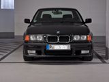 BMW 323i Coupe 323i