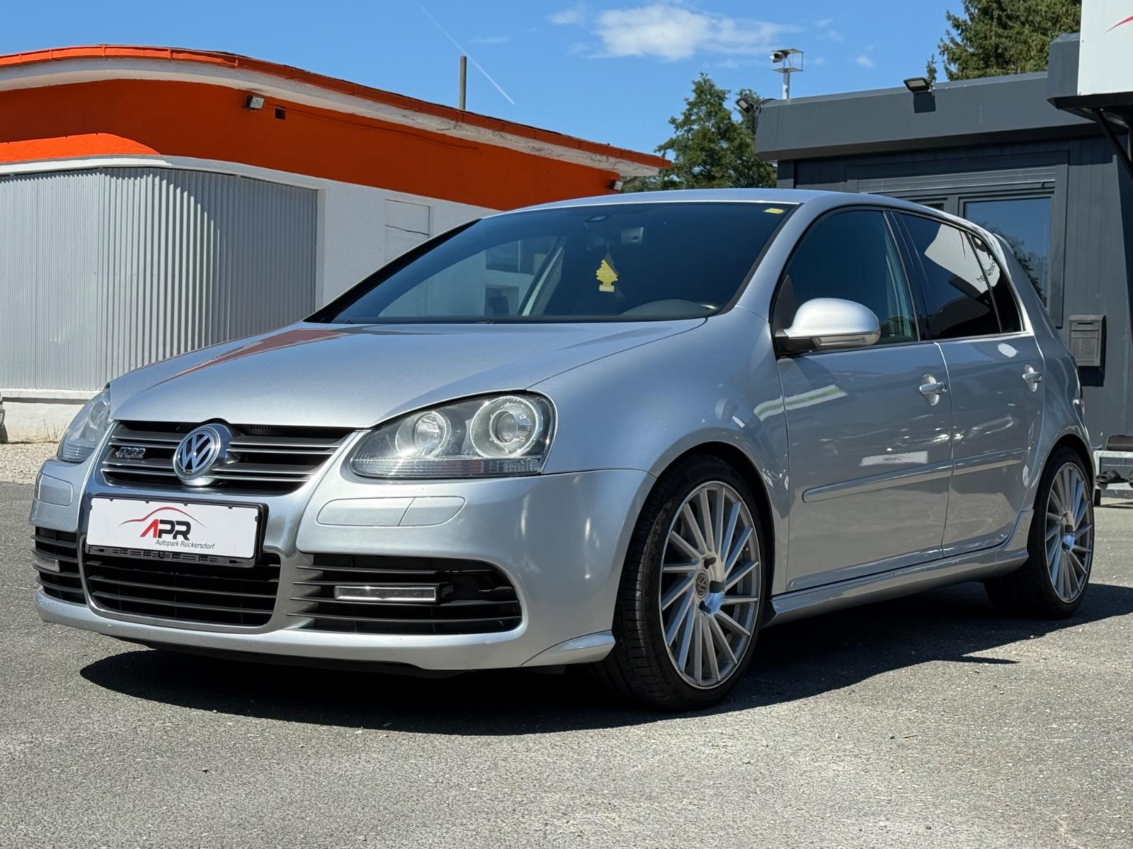 Volkswagen Golf V R32 3.2 V6 Recaro Schalensitze Navi Xenon