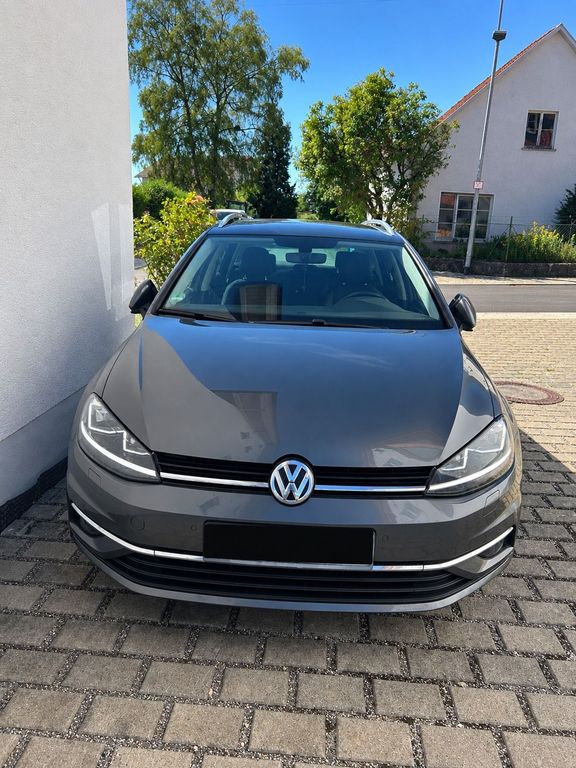 Image of Volkswagen Golf