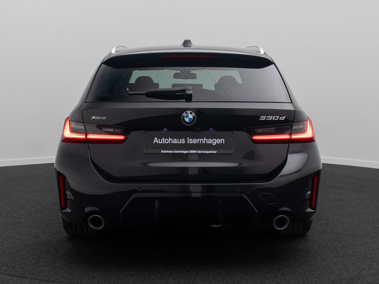 Fahrzeugabbildung BMW 330d xD M Sport DAB Kamera HUD Panorama HiFi 19"