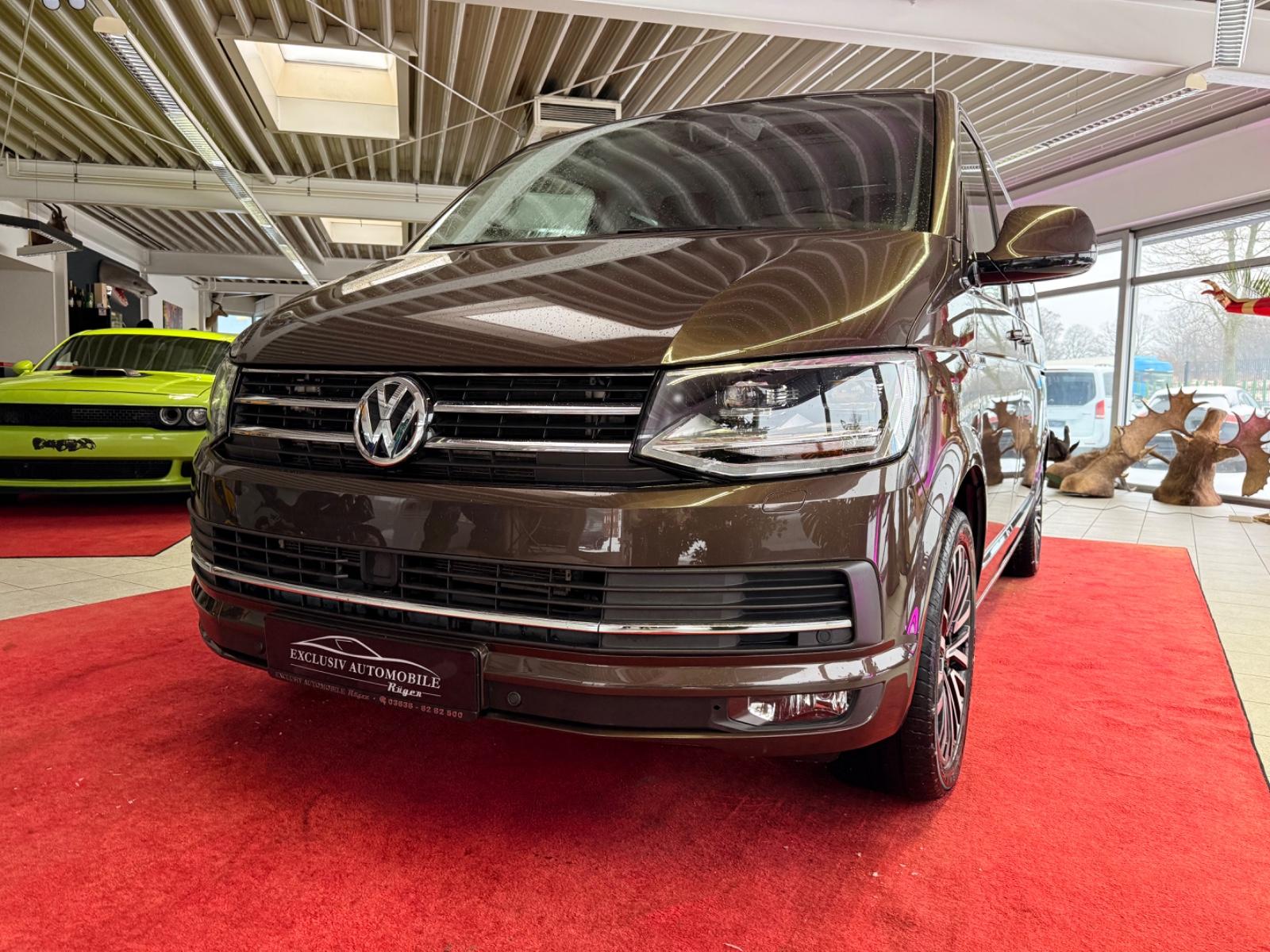 Volkswagen T6 Multivan Highline Leder LED AHK SHD STAHZ 18"