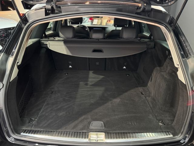 Mercedes-Benz E 200 T Avantgarde*ANHÄNGER*CAM*LED*NAVI*LEDER*