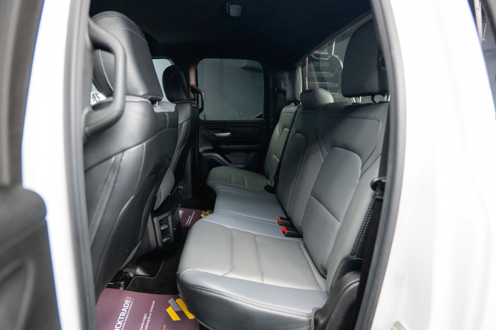 Fahrzeugabbildung Dodge RAM 5.7 V8 HEMI 4x4 OFFROAD LONGBED Limited 19%