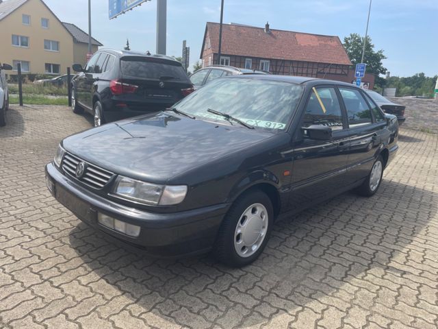 Volkswagen Passat 2.0L 148.000-KM Klimaanlage Tüv:04.2025