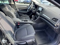 Fahrzeugabbildung Megane IV Grandtour Intens 1.5 BLUE dCi Winterpa