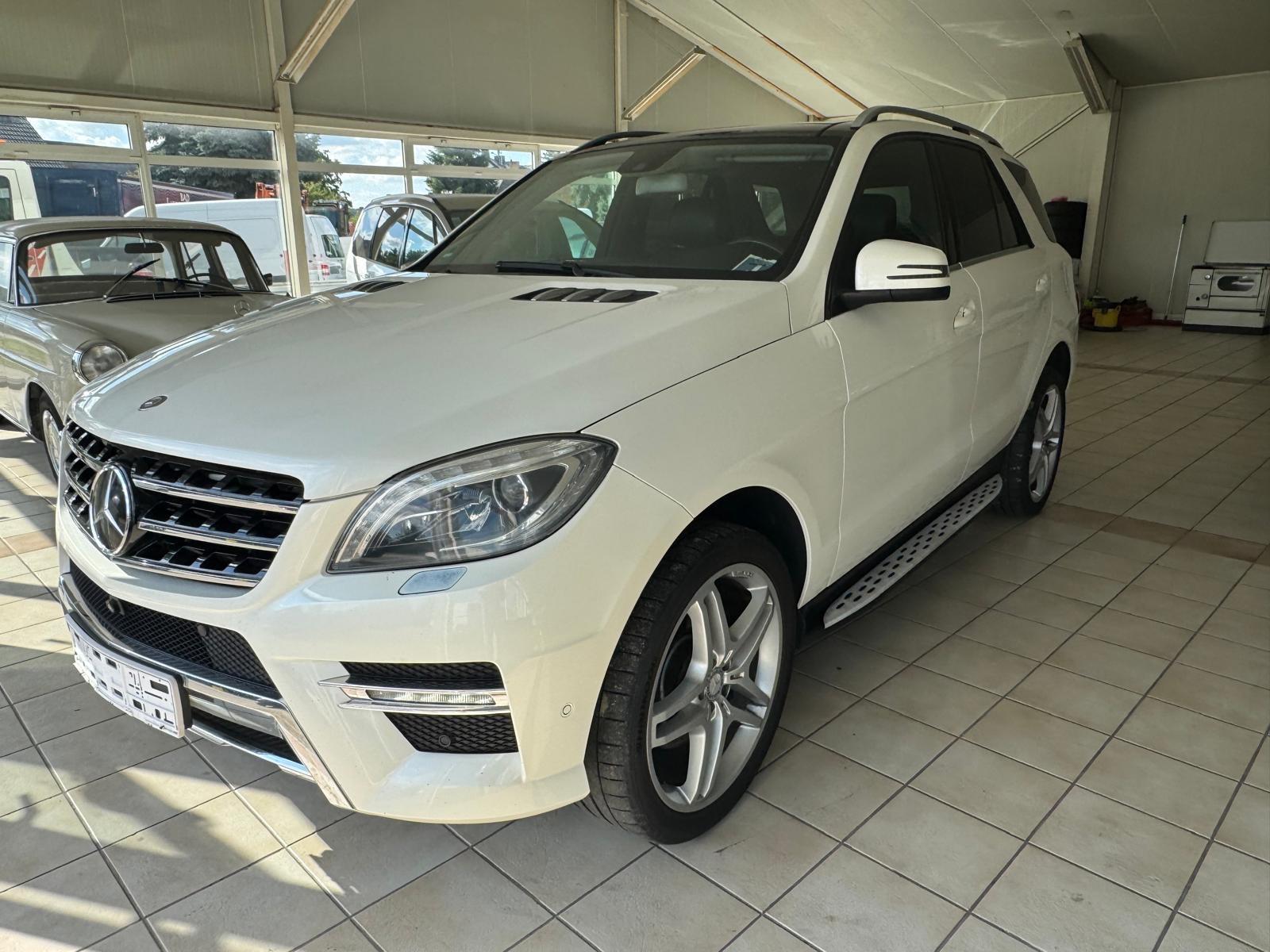 Mercedes-Benz ML 350 ML -Klasse ML 350 CDI BlueTec AMG Paket
