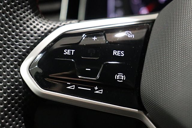 Polo GTI 2.0l TSI 207PS DSG LED NAVI SHZ Klima