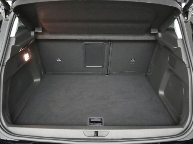 Grandland GSe PHEV 4X4 AT+LED+NAVI+RÜCKFAHRKAMER