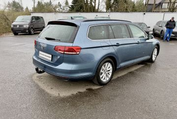 Volkswagen Passat Variant - 7
