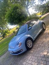 Volkswagen Beetle 1.2 TSI Design Cabriolet Design - Volkswagen Beetle: Blau