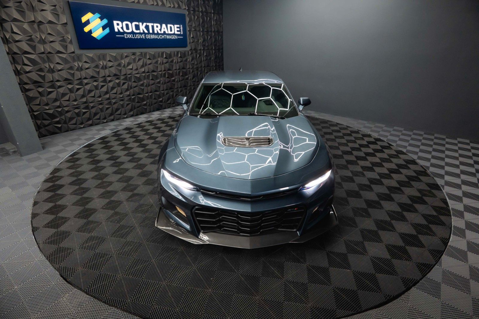 Fahrzeugabbildung Chevrolet Camaro 6.2 SS Coupe ZL1 Performance *6 Gang*LED*