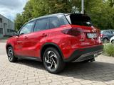 Suzuki Vitara Comfort+, LED, Navi, Panorama,AHK - Suzuki Gebrauchtwagen in Stuttgart