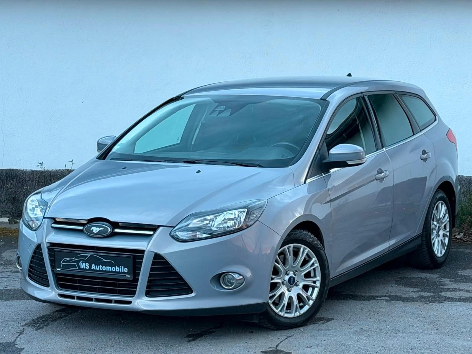 Ford Focus Turnier Automatik Titanium AHK/Navi/SZH