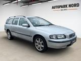 Volvo V70 2.4 Summum/2.Hand/KLIMAAUT./SHZ/TEMP/ALU - Volvo V70 mit Benzin-Antrieb: Leder, Kombi