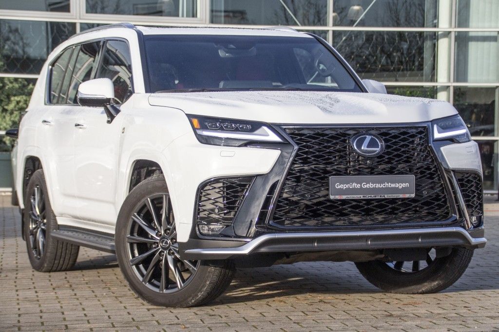 LEXUS LX 600