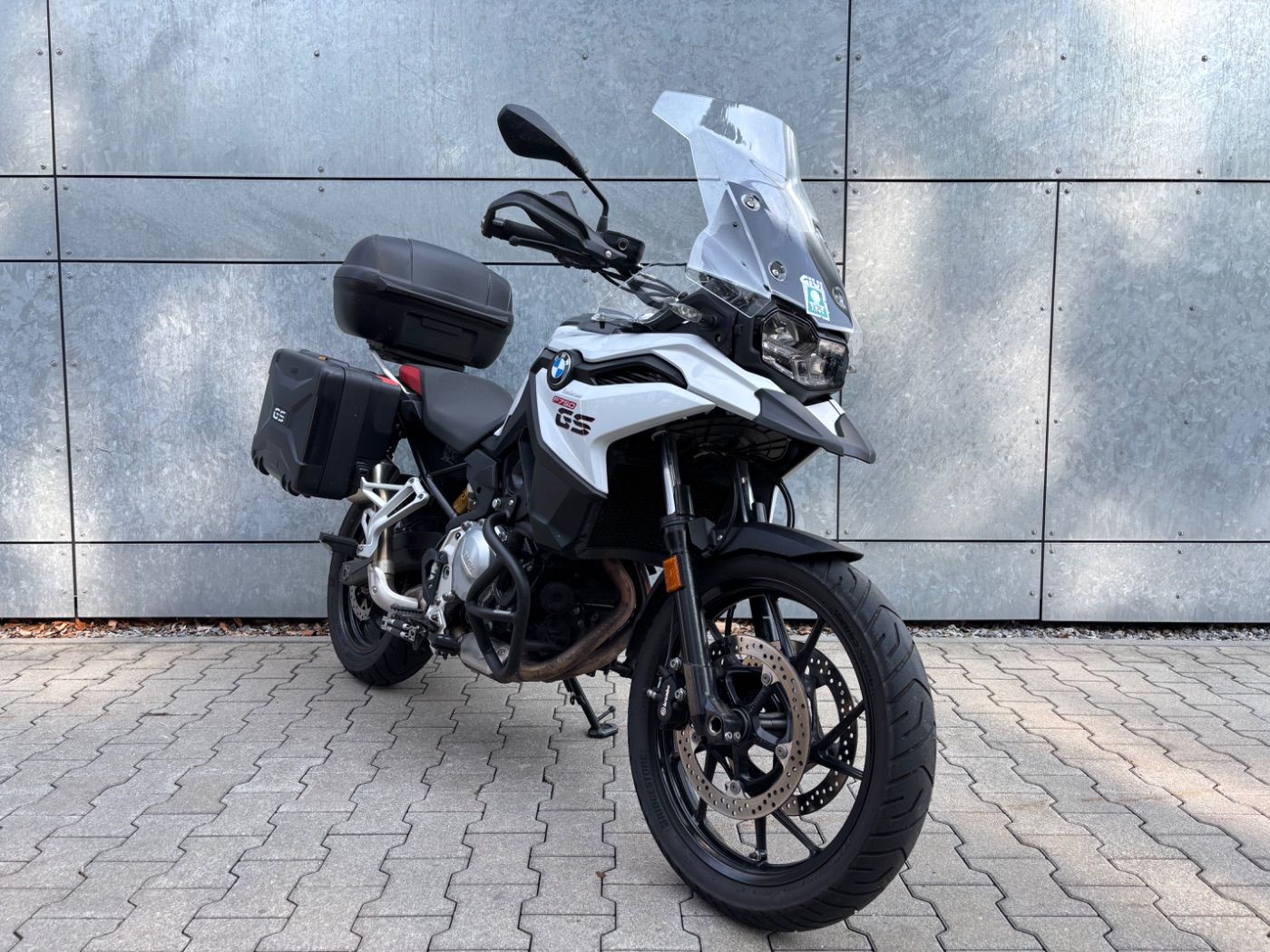 Fahrzeugabbildung BMW F 750 GS, Koffer, Hohe Scheibe, Sturzbügel,