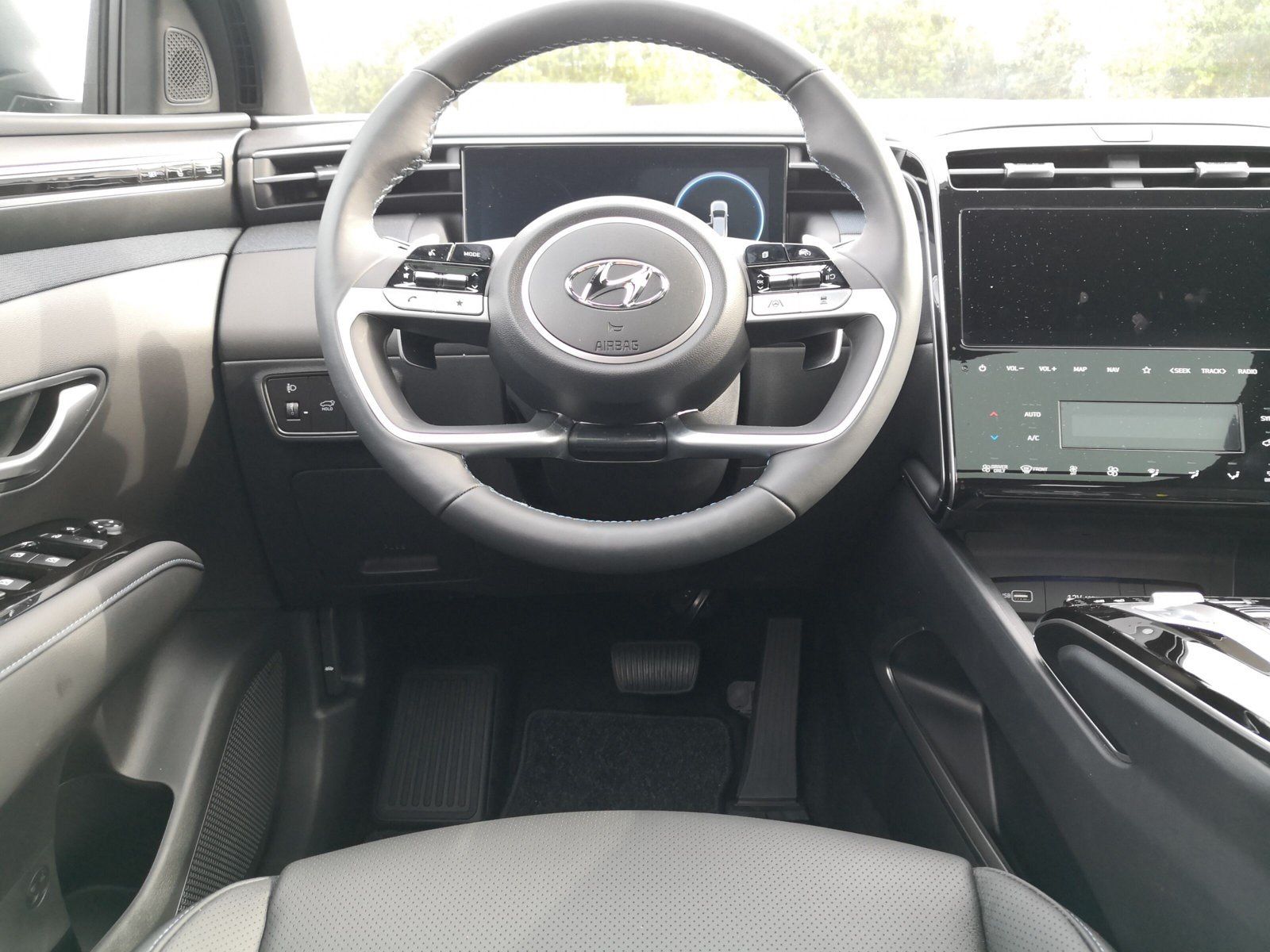 Fahrzeugabbildung Hyundai TUCSON Plug-in-Hybrid 1.6 4WD Plug-In Hybrid PRI