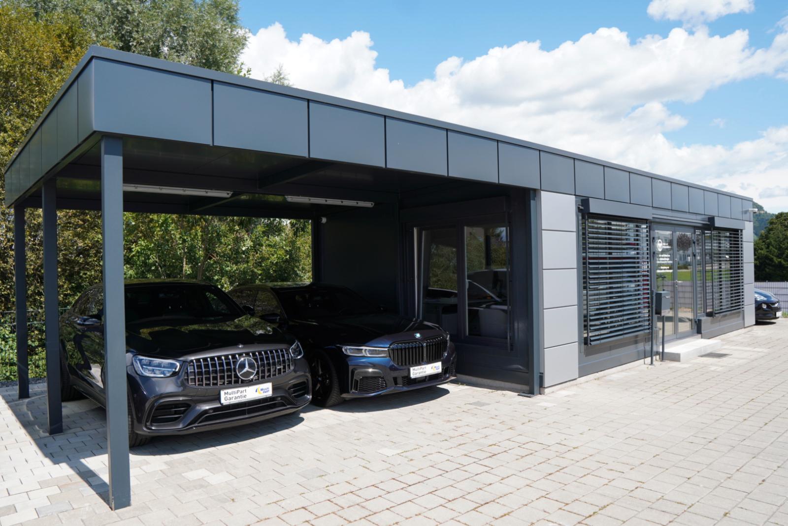 showroom-image-top
