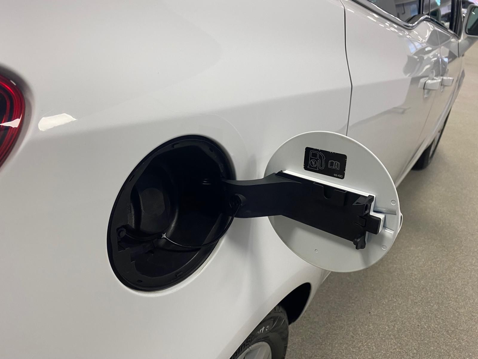 Fahrzeugabbildung Opel Meriva 1.4 16V Turbo Innovation+NAVI+KAMERA+PDC