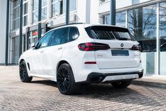 BMW X5 50e M SPORT PRO/ INNOVATION/ ICONIC GLOW BMW X5 50e M SPORT PRO/ INNOVATION/ ICONIC GLOW