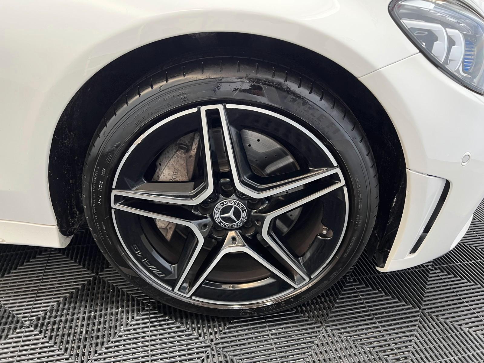 Mercedes-Benz C300 T-Modell AMG Line *LED *Assistent *RFK