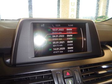 Fahrzeugabbildung BMW 225 Active Tourer 225xe Sport Line / NAVI /