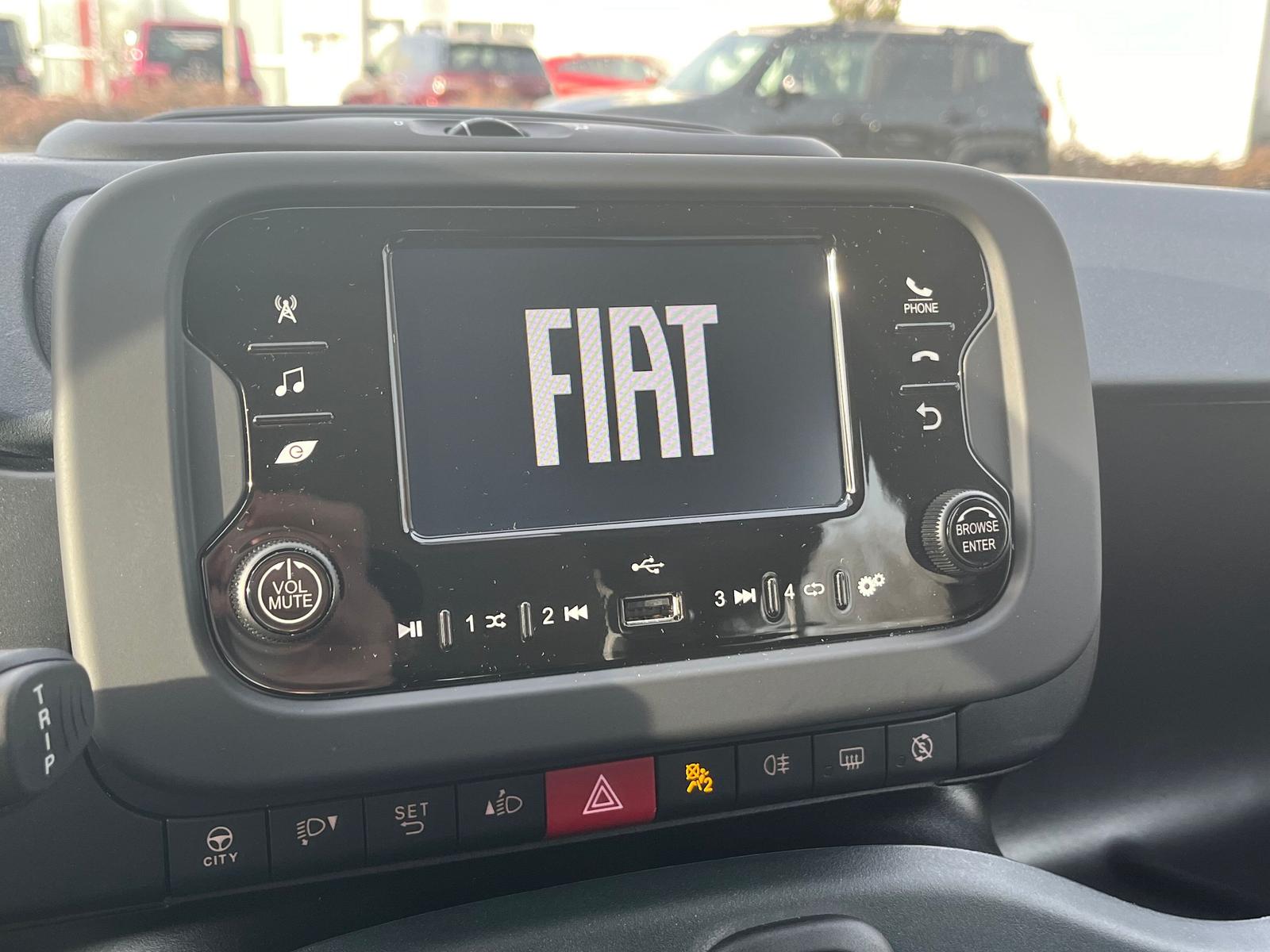 Fiat Panda Base / Radio, Bluetooth, Klima, elektr. FH