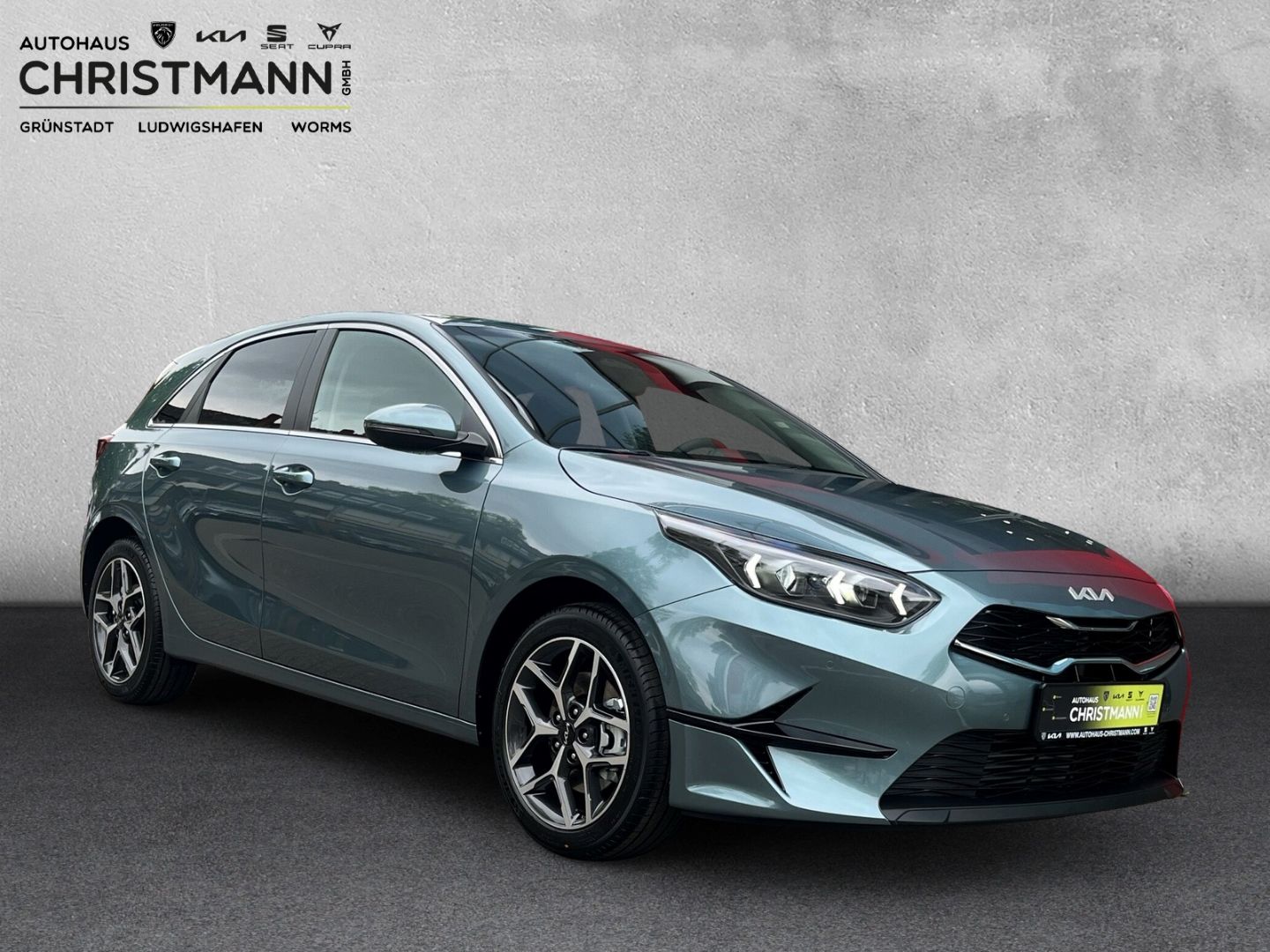 Fahrzeugabbildung Kia Ceed ULTIMATE EDITION 1.0 T-GDI  *STYLE-PAKET*