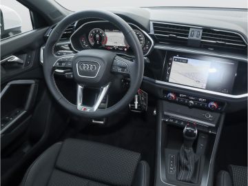 Audi Q3 Sportback 1,5 TFSI S-Line S-TRONIC LED Navi P