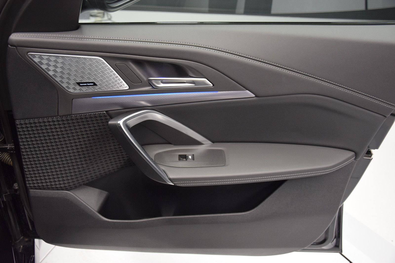 Fahrzeugabbildung BMW X1 sDrive 20 i Steptr. M Sport ACC Memory Leder